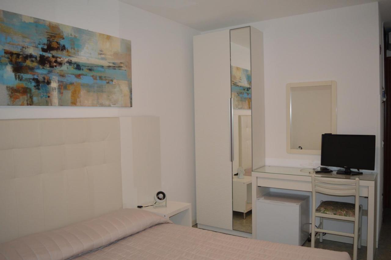 Euro Meuble Hotel