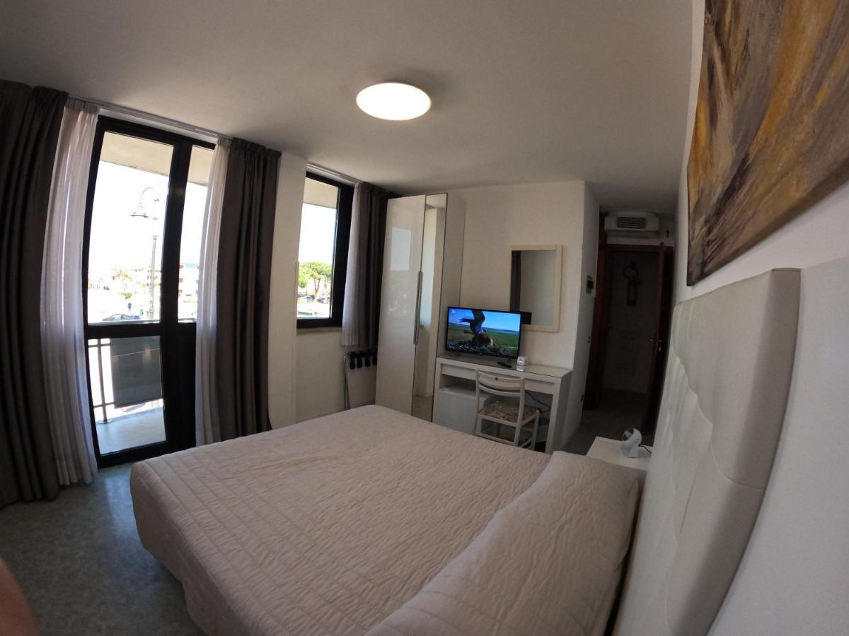 Euro Meuble Hotel Grado